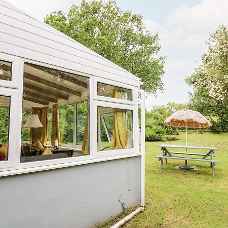 Maesgwyn Villa Cardigan Buitenkant foto
