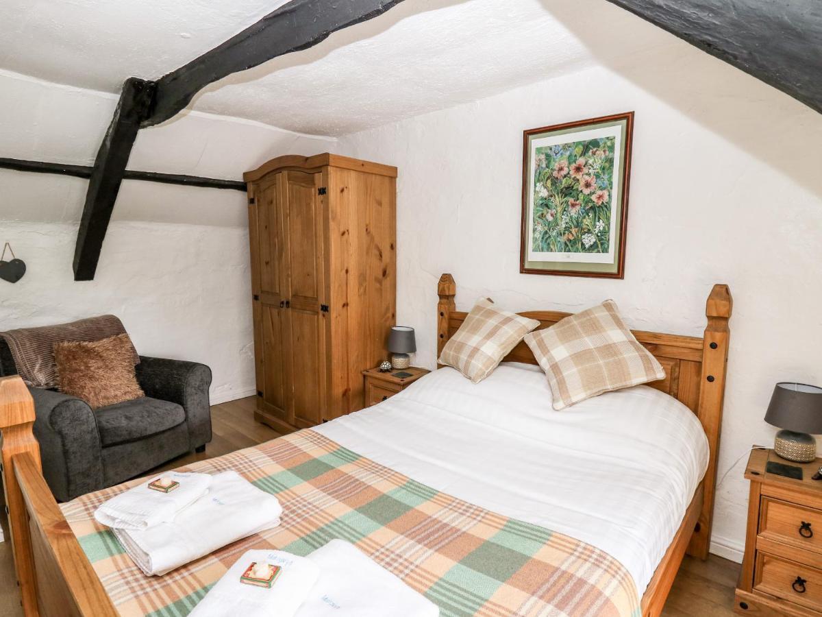 Maesgwyn Villa Cardigan Buitenkant foto