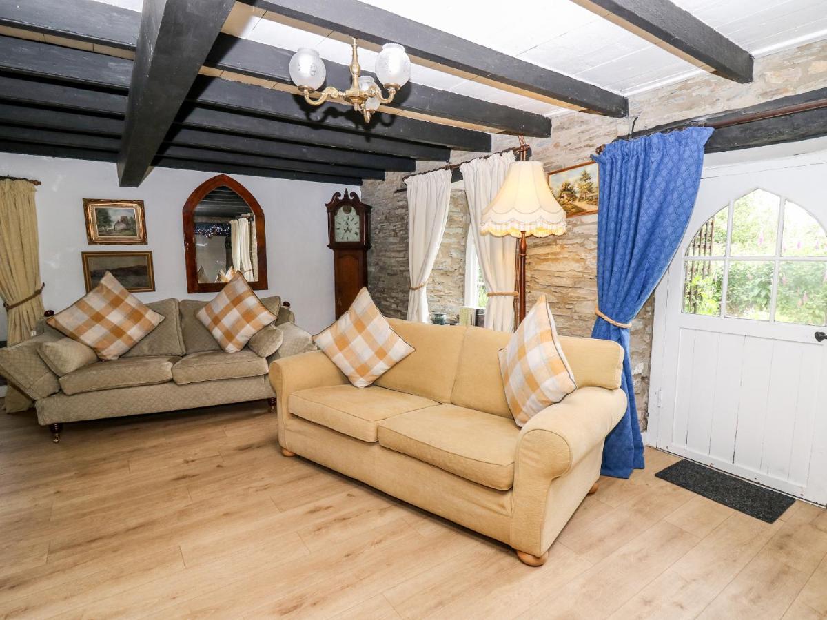 Maesgwyn Villa Cardigan Buitenkant foto